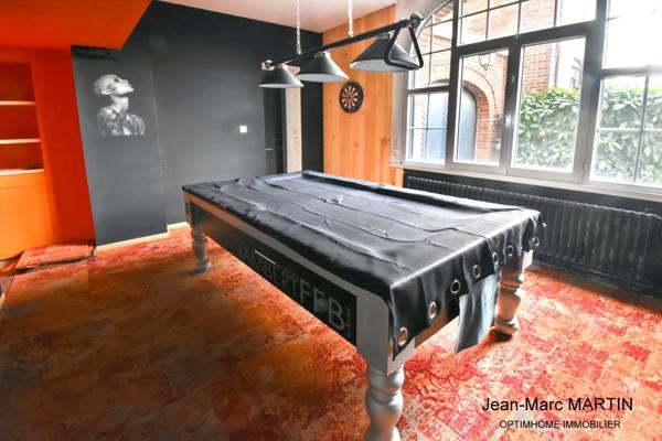 Maison à vendre à La Gorgue – Propriété bourgeoise familiale avec piscine couverte, pool house aménagé et environ 3 000 m² de terrain