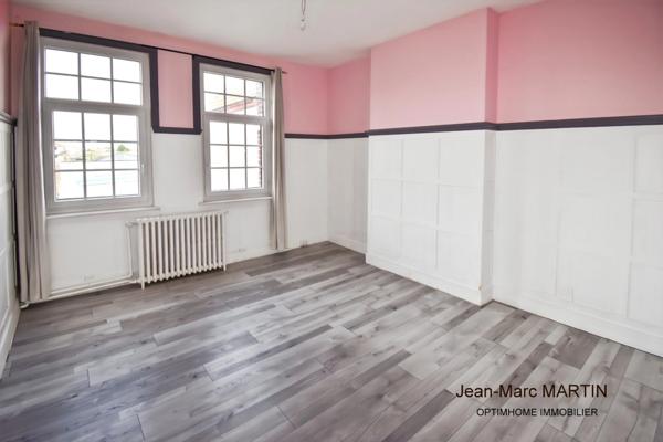 Maison à vendre à La Gorgue – Propriété bourgeoise familiale avec piscine couverte, pool house aménagé et environ 3 000 m² de terrain