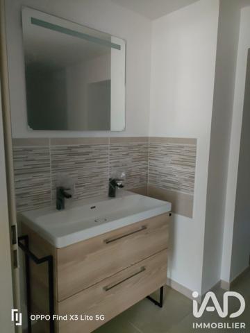 Location appartement 3 pièces 76 m² Bagneaux-sur-Loing