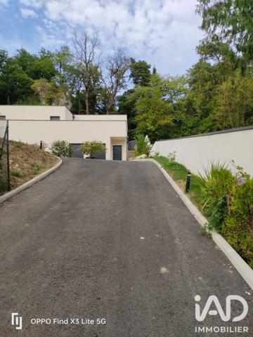 Location appartement 3 pièces 76 m² Bagneaux-sur-Loing