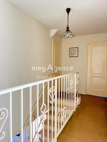 Maison à BEAUMONT-SUR-SARTHE, 72170 - 6 pièces 170m²