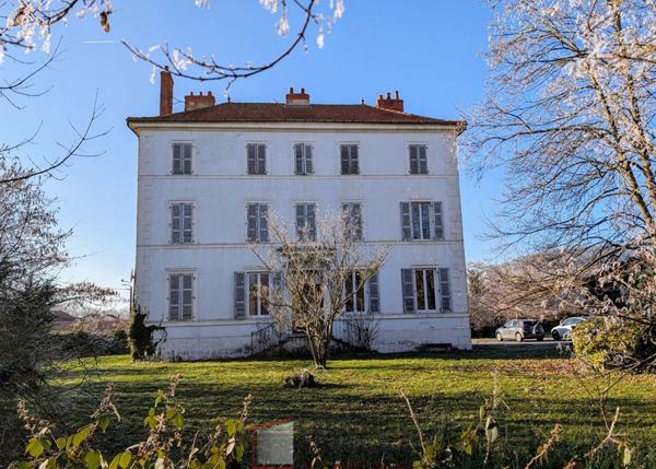 Maison 9 pièce(s) 7 chambre(s) 315 m²