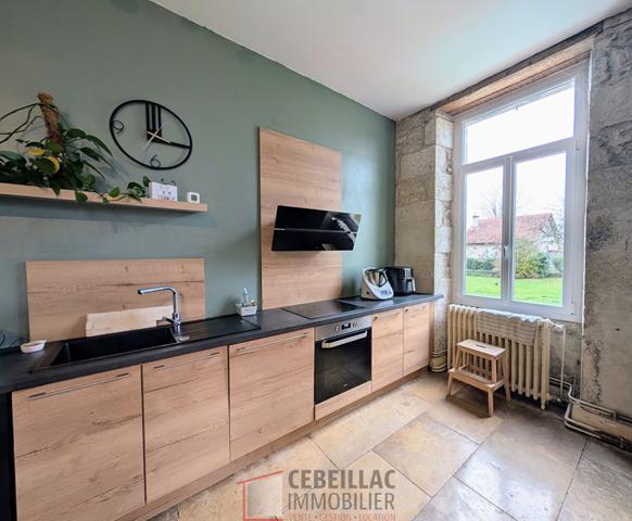 Maison 9 pièce(s) 7 chambre(s) 315 m²