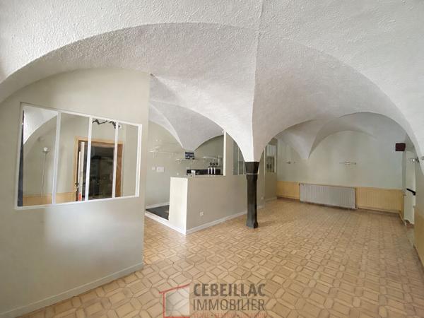 Immeuble 300 m²