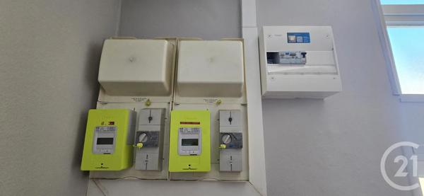 Immeuble à vendre  255 m 2   LE CREUSOT  - 71