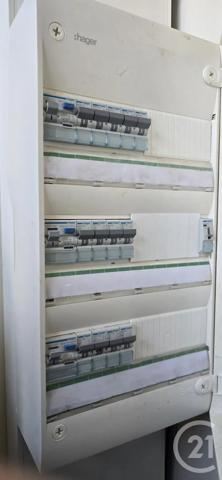Immeuble à vendre  255 m 2   LE CREUSOT  - 71