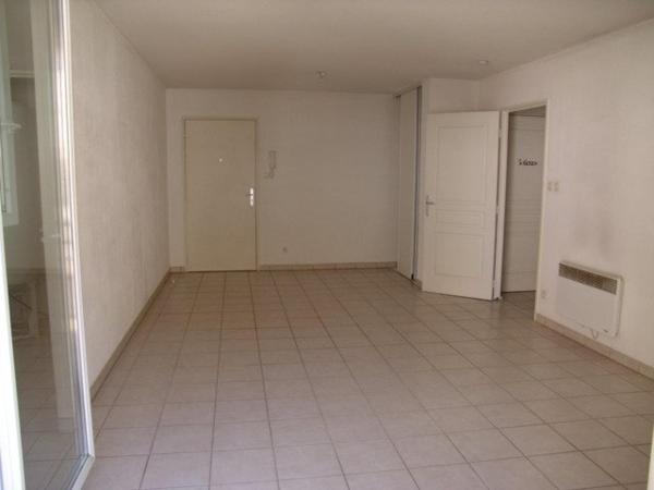 Charmant T2 avec balcon et parking