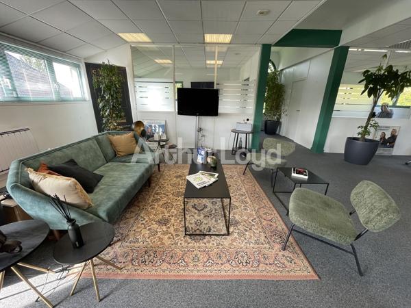 Bureaux à louer à Mouvaux - Espaces lumineux, fonctionnels et prêts à l'emploi