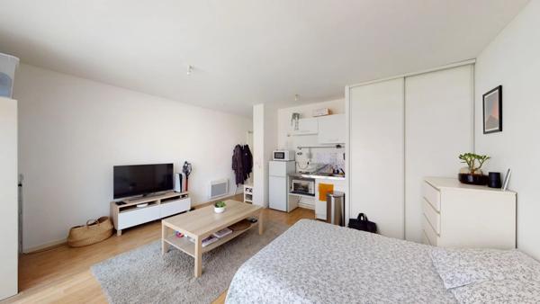 Location Appartement 1 pièces 28 m2 à Corbeil-Essonnes