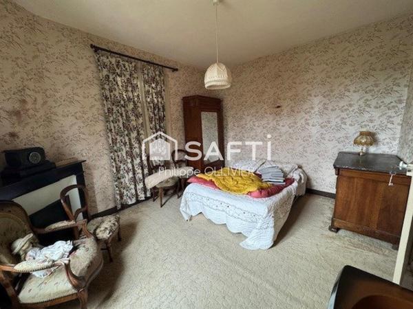 Bien Atypique de 20ème siècle par son Architecture