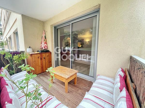 À vendre à OULLINS (69600), appartement d'environ 88 m².