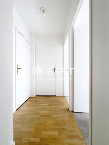 Proche du RER A de Bry, balcon avec belle exposition