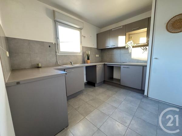 Appartement F3 à vendre  3 pièces - 63 m2 MARSEILLE - 13002