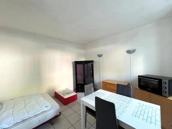 Appartement à louer 1 pièce 21.44m² Montbéliard (25200)