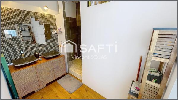 EXCLUSIVITE ! Maison 3Ch aux Charmes de l'Ancien + Dépendances en Pierre à Restaurer sur 969m² Divisible !