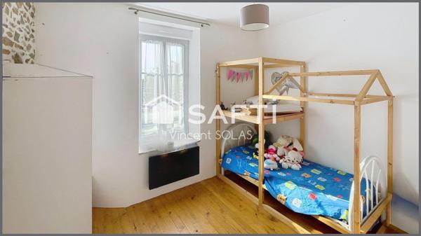 EXCLUSIVITE ! Maison 3Ch aux Charmes de l'Ancien + Dépendances en Pierre à Restaurer sur 969m² Divisible !