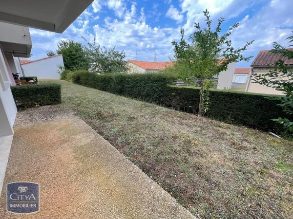 Appartement à louer 2 pièces 40.27m² Buxerolles (86180)