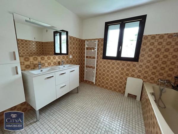 Maison à louer 5 pièces 139.83m² Aiglemont (08090)
