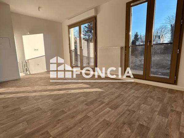 Location Appartement 2 pièces 39.83 m² - 8-12 rue Docteur Rampont Villiers Le Bel 95400