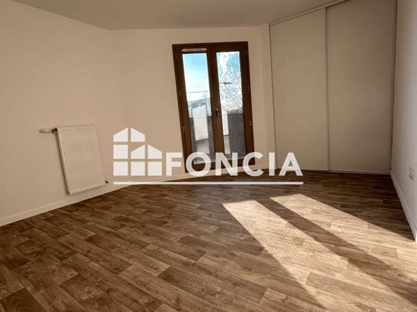 Location Appartement 2 pièces 39.83 m² - 8-12 rue Docteur Rampont Villiers Le Bel 95400