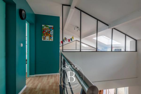 La Tour-de-Salvagny, Maison 4 Chambres -  175 m² à vendre