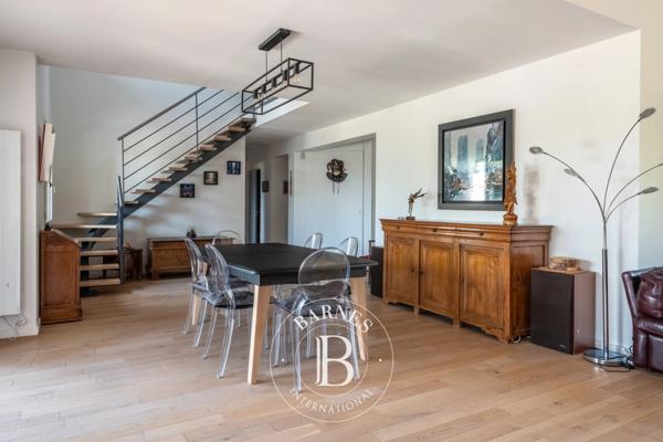 La Tour-de-Salvagny, Maison 4 Chambres -  175 m² à vendre