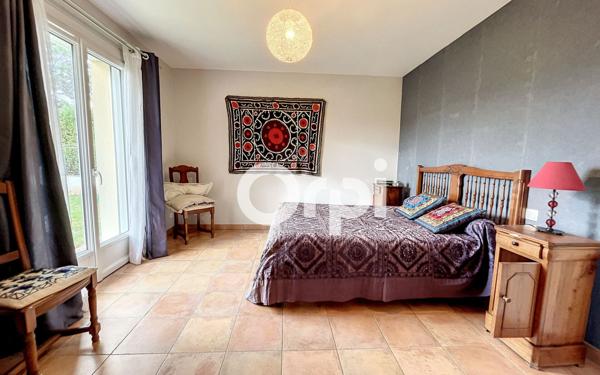 Maison à vendre    5 pièces • 120 m2 Larche