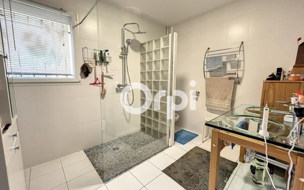 Maison à vendre    5 pièces • 120 m2 Larche