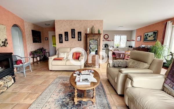 Maison à vendre    5 pièces • 120 m2 Larche