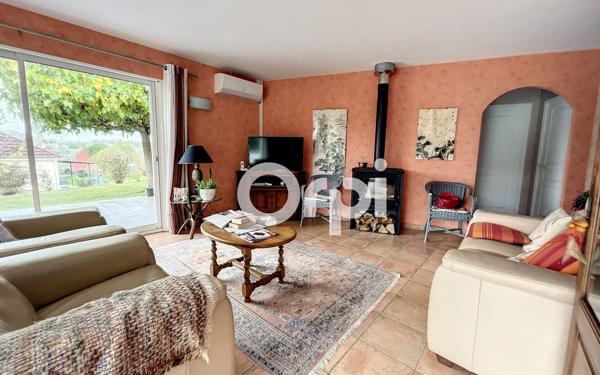 Maison à vendre    5 pièces • 120 m2 Larche