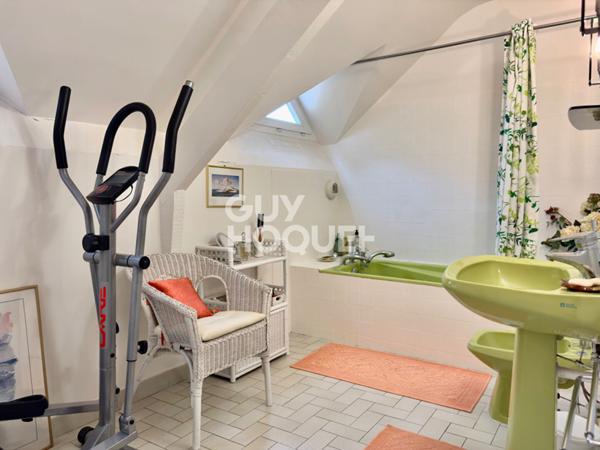 MAISON FAMILIALE DE 7 PIECES (175m²) À EVRY VILLAGE