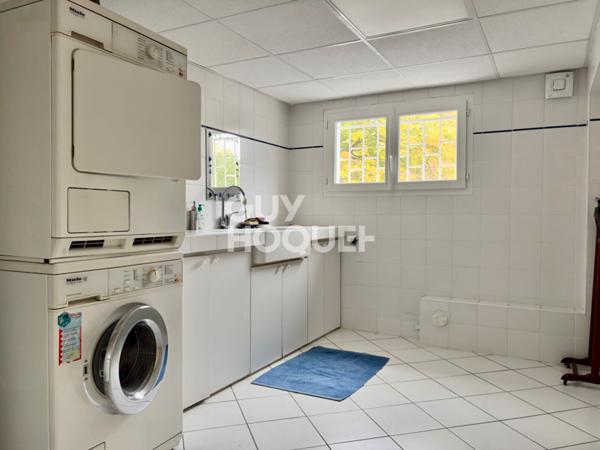 MAISON FAMILIALE DE 7 PIECES (175m²) À EVRY VILLAGE