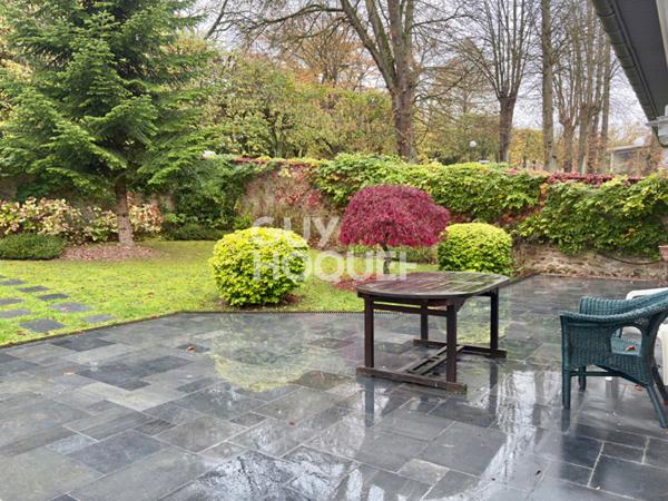 MAISON FAMILIALE DE 7 PIECES (175m²) À EVRY VILLAGE