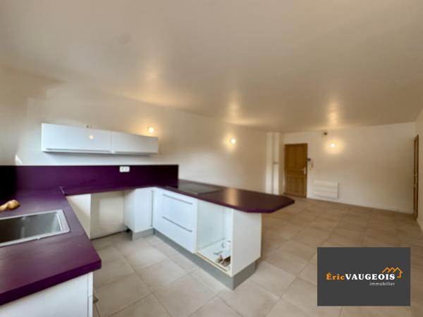 Coulommiers (77120) Appart RDC. DPE : D. Parking. Proche Gare Coulommiers