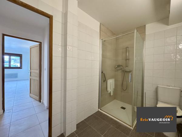 Coulommiers (77120) Appart RDC. DPE : D. Parking. Proche Gare Coulommiers