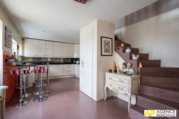 Maison quartier historique 7 pièce(s) 129 m2 840 000 € **  - Référence  4596