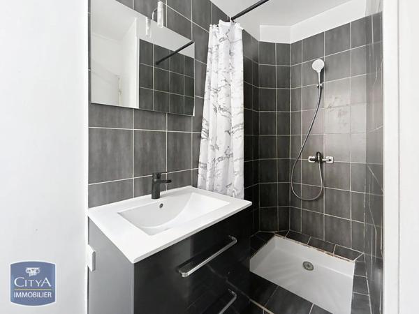 Appartement à louer 2 pièces 44.28m²