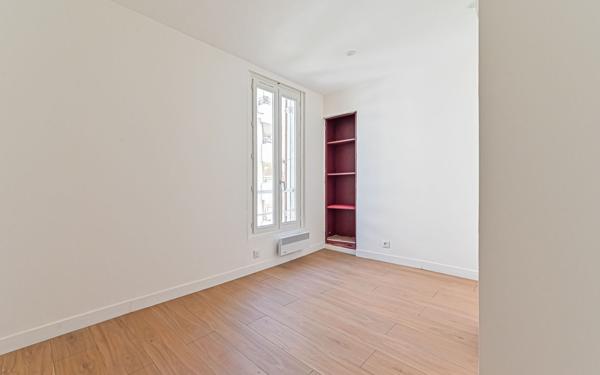 Appartement à vendre    2 pièces • 24 m2 Clichy