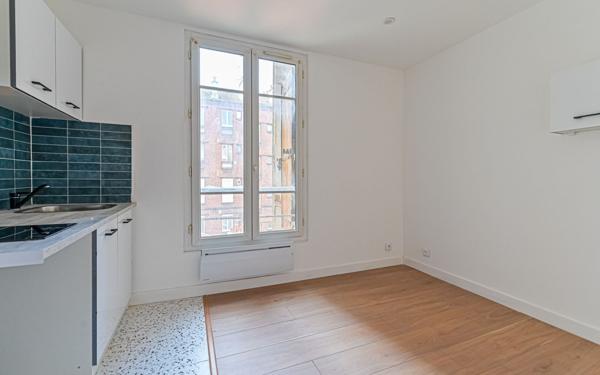 Appartement à vendre    2 pièces • 24 m2 Clichy