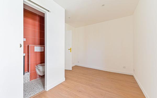 Appartement à vendre    2 pièces • 24 m2 Clichy