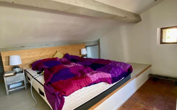 Appartement à vendre    2 pièces • 26,04 m2 Bandol