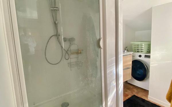 Appartement à vendre    2 pièces • 26,04 m2 Bandol