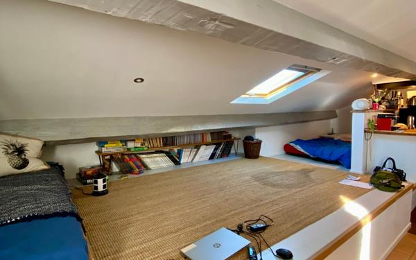 Appartement à vendre    2 pièces • 26,04 m2 Bandol