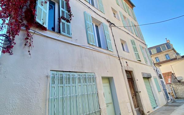 Appartement à vendre    2 pièces • 26,04 m2 Bandol