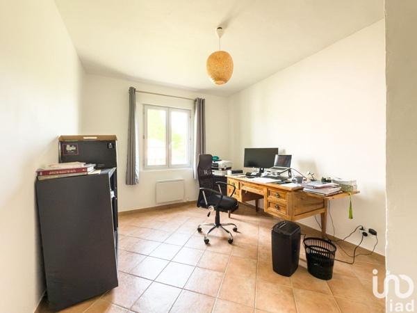 Maison 5 pièces de 134 m² à Le Thor (84250)