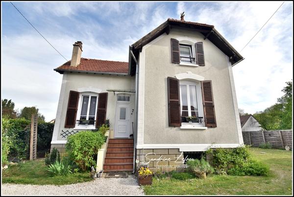MAISON 105 m² – ÉZY-SUR-EURE – AUCUN TRAVAUX – TERRAIN 687 m² – CONFORT & AUTHENTICITÉ  -  DPE D