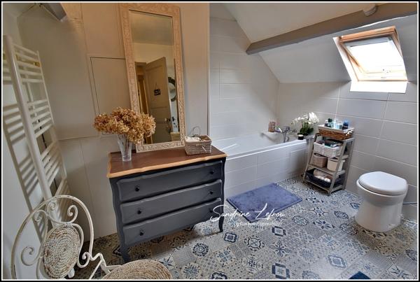 MAISON 105 m² – ÉZY-SUR-EURE – AUCUN TRAVAUX – TERRAIN 687 m² – CONFORT & AUTHENTICITÉ  -  DPE D