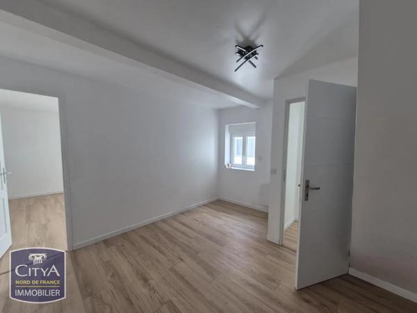 Appartement à louer 4 pièces 127m² Harnes (62440)