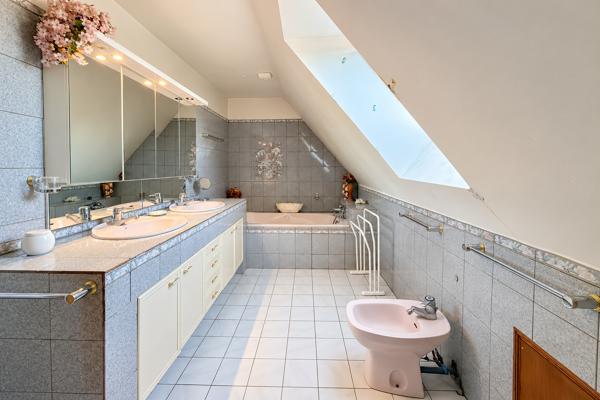 Maison
         7 pièces
        - 180 m² Bien prestige 535 000 €*