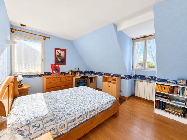 Maison
         7 pièces
        - 180 m² Bien prestige 535 000 €*